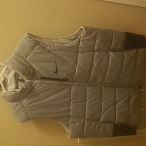 Nike vest